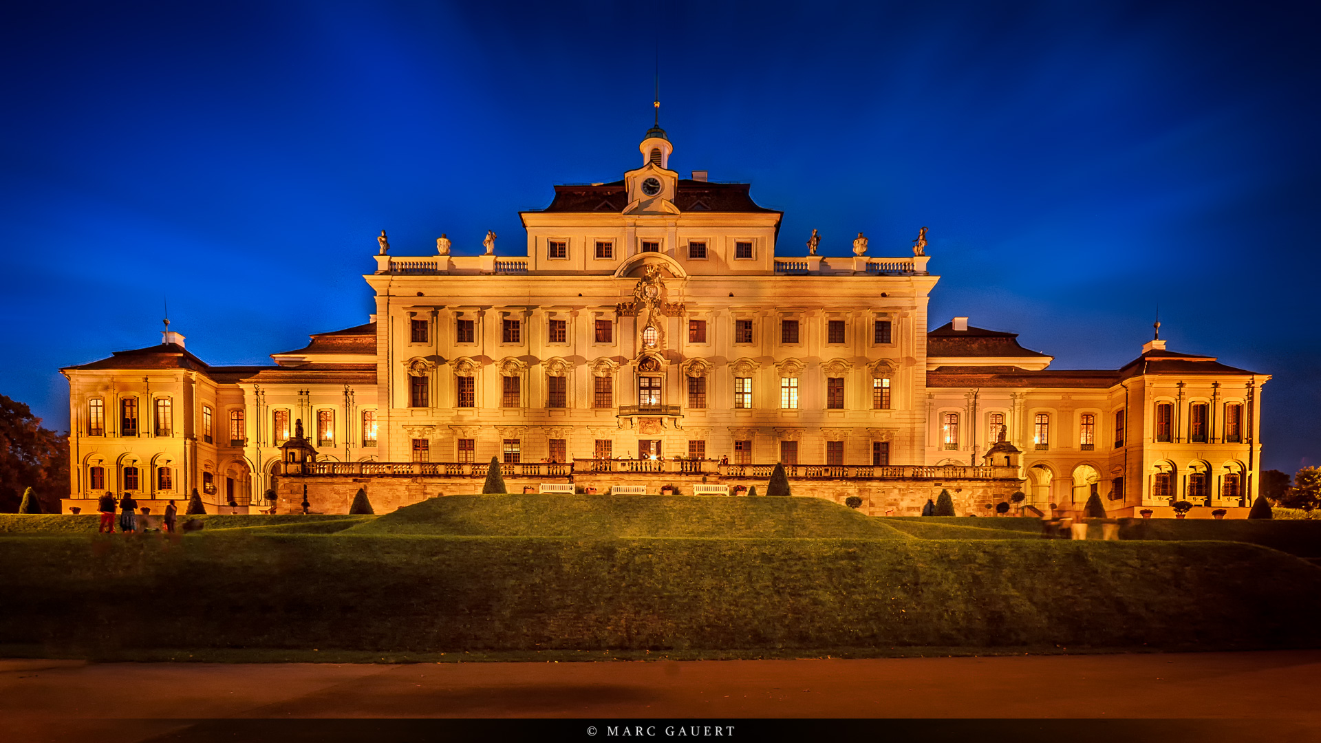 Schloss Ludwigsburg zur blauen Stunde