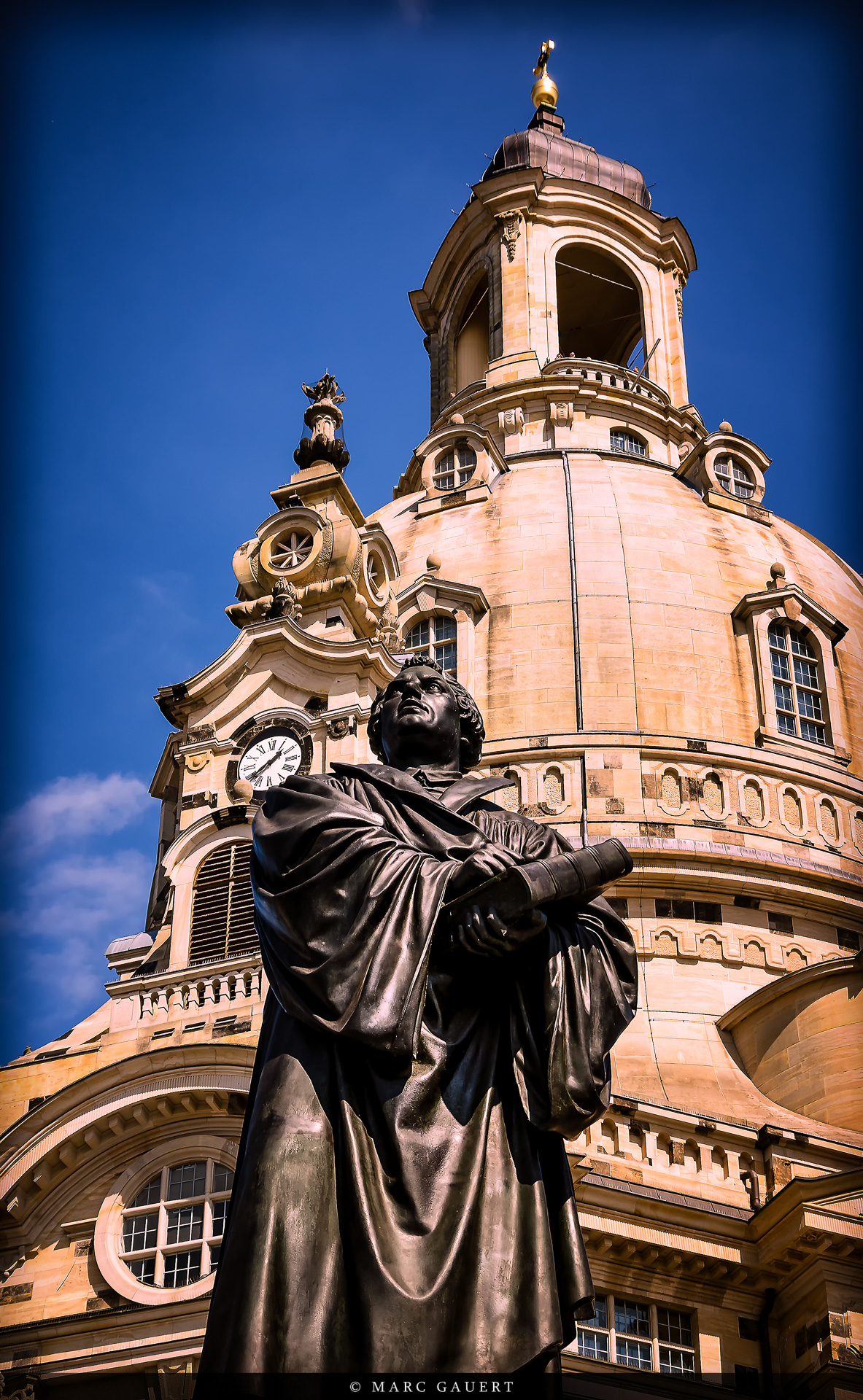Martin Luther Statue vor der Frauenkirche in Dresden